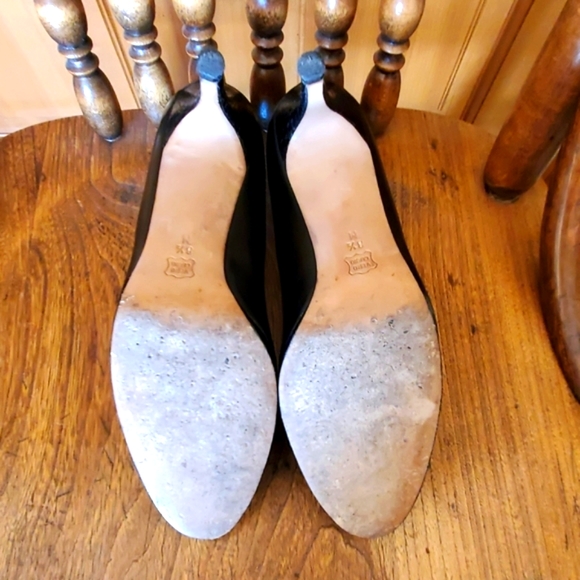 Vaneli Heels - Picture 4 of 8